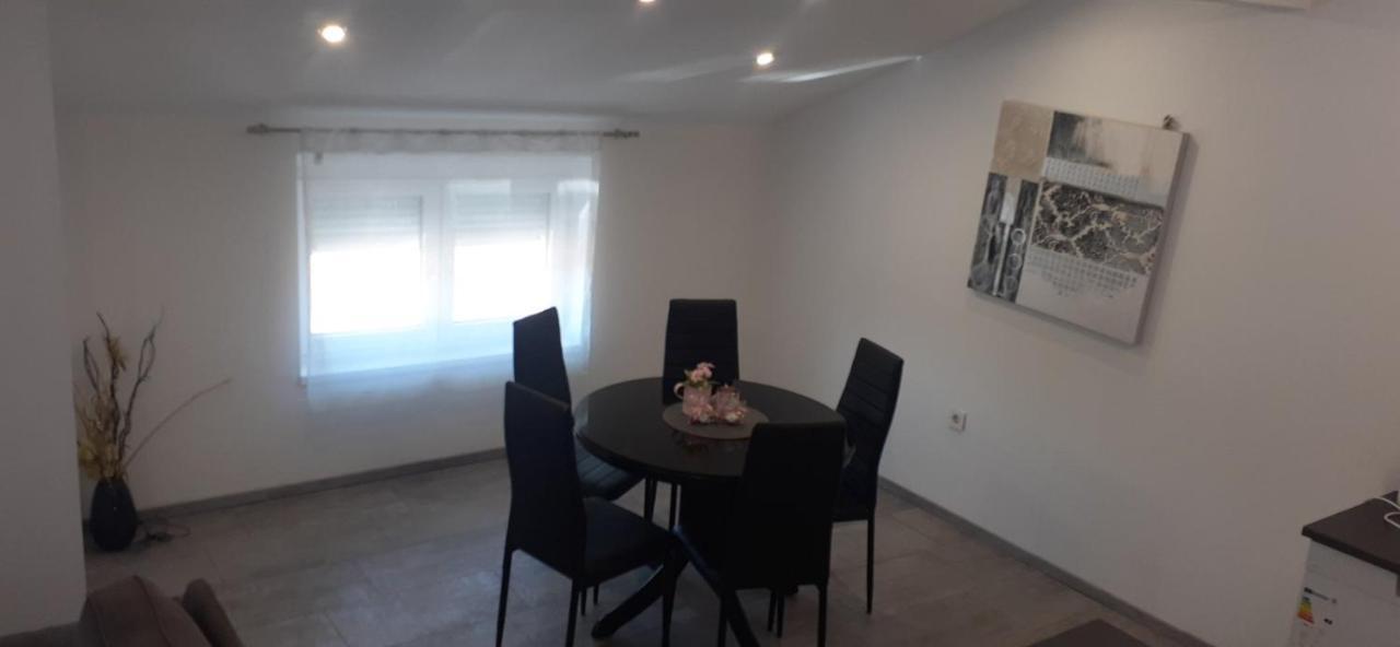Apartmani Dream Pula Exterior photo