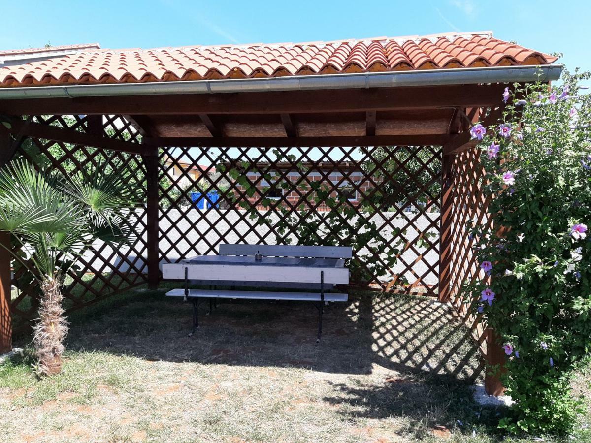 Apartmani Dream Pula Exterior photo