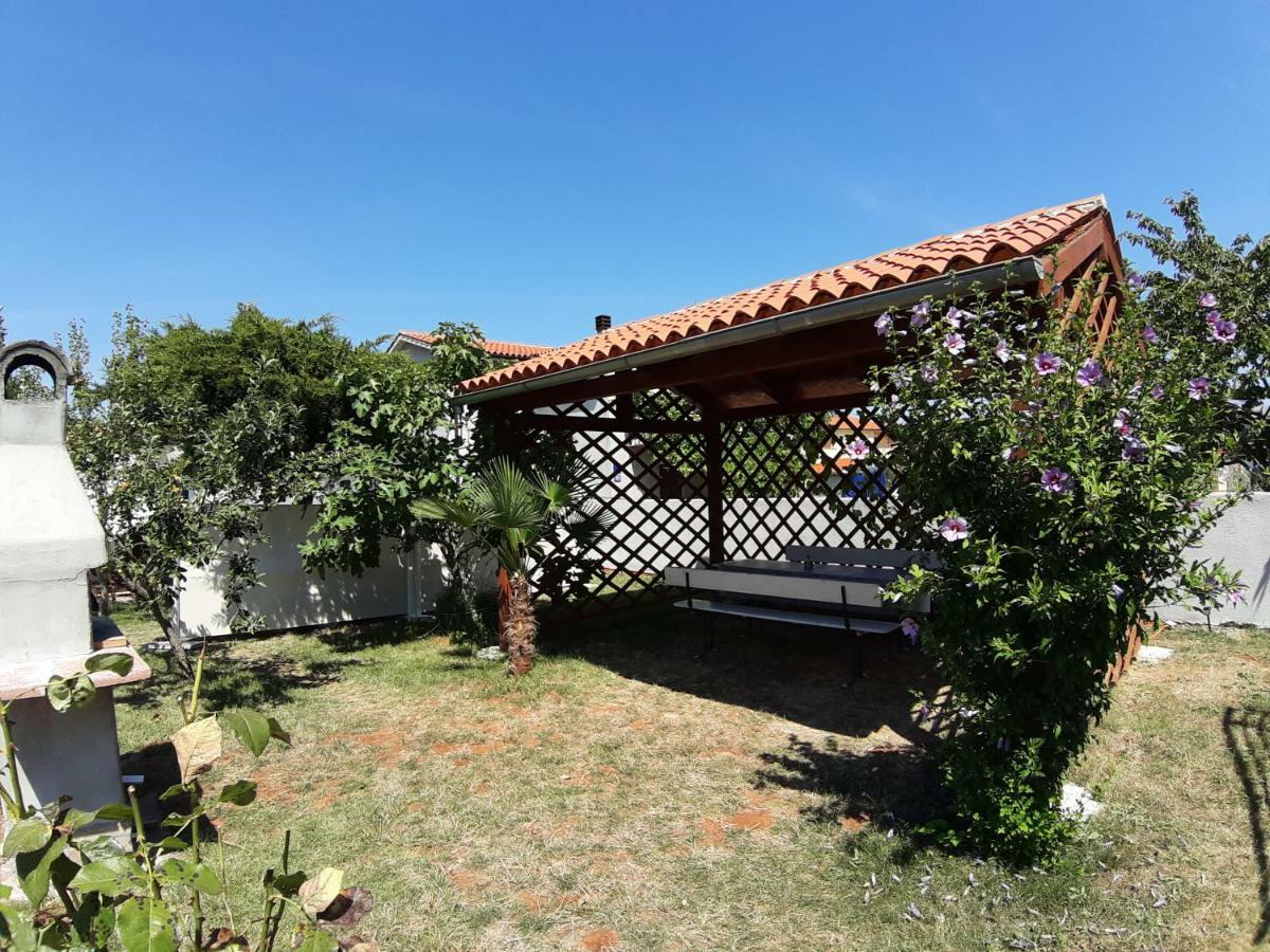 Apartmani Dream Pula Exterior photo